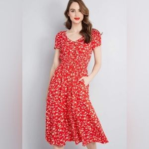 Modcloth Red Floral Dress Size L 🌹